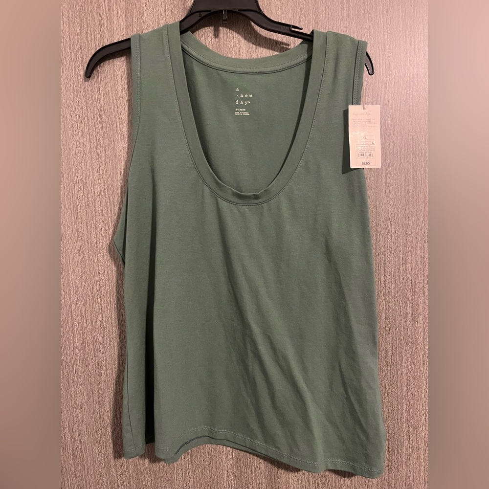 target brand, size XL.